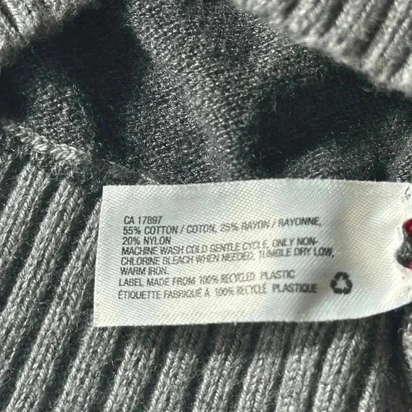 GAP - knit rayon blend vest with argyle pattern.  Size 0-3 months - Picture 3 of 4